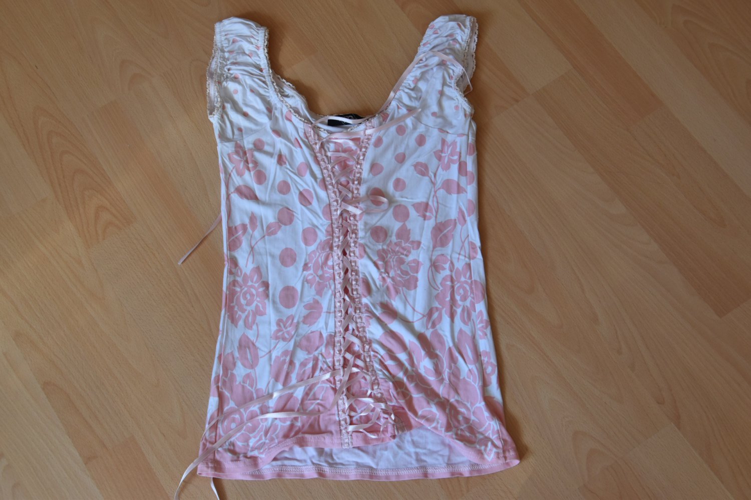 Shirt mit Schnuroptik vorne