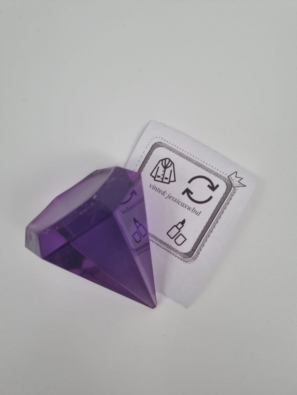 Diamant aus Epoxidharz