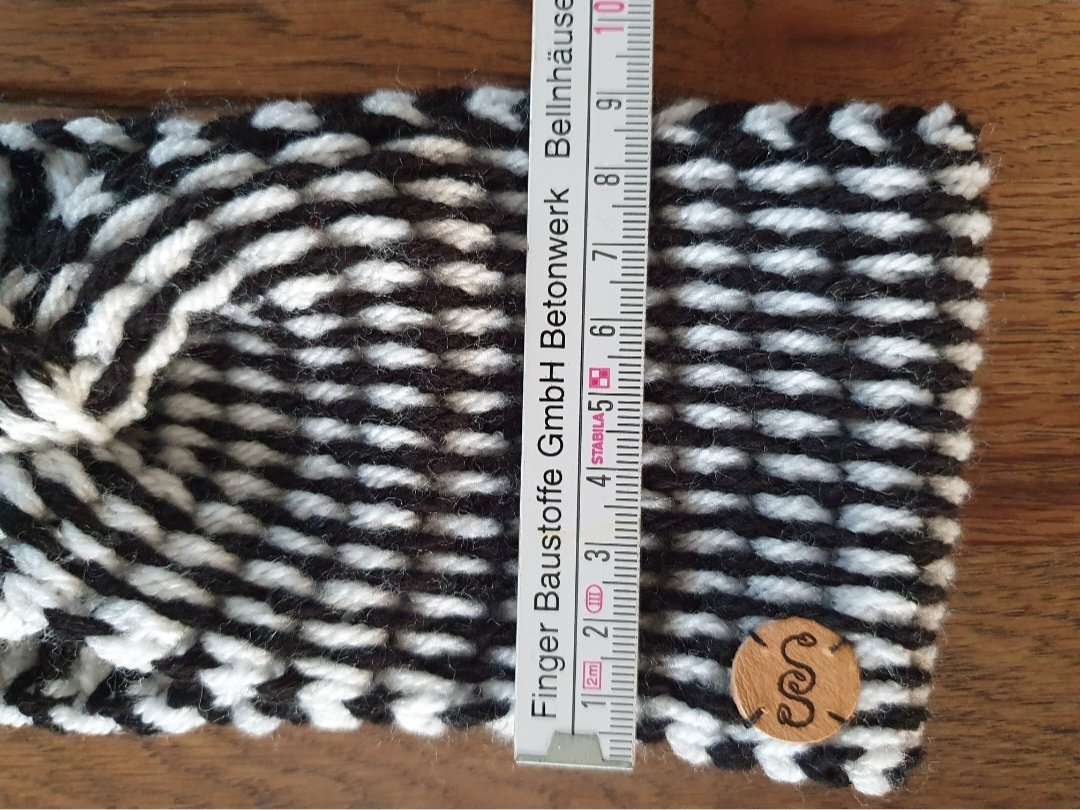 Strick Stirnband Ohrenwärmer 3D Optik Illusion Unikat handmade schwarz weiß