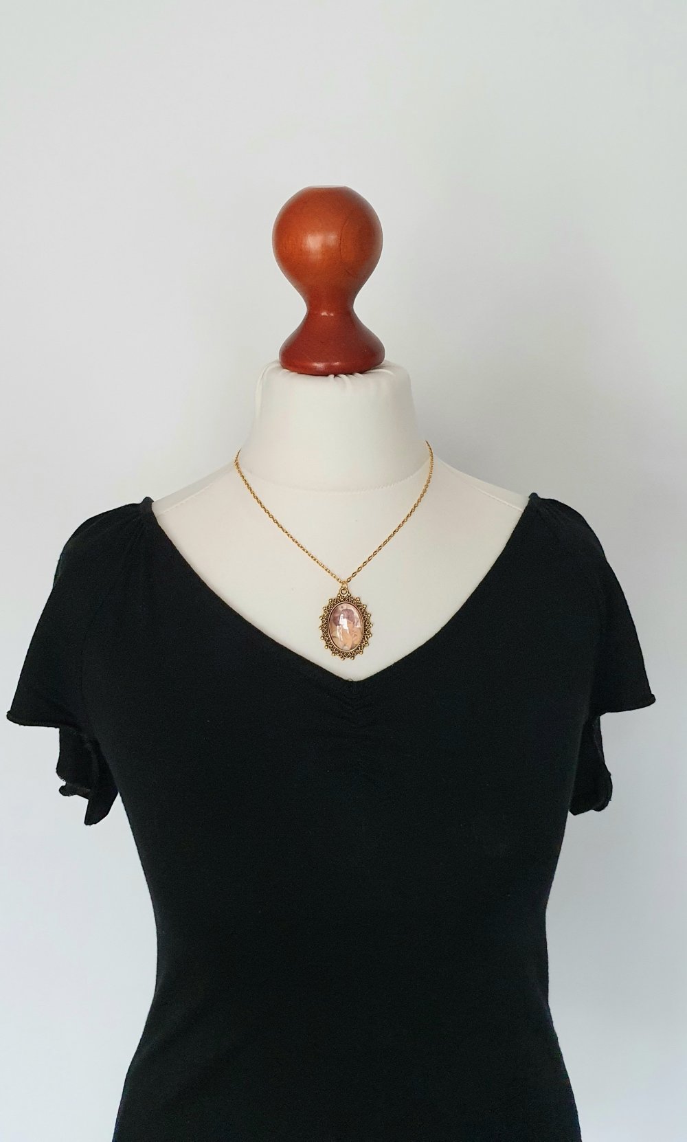 Vintage Kette mit Medaillon Anhänger Choker Cabochon gold Mucha Topas 4 Edelsteine