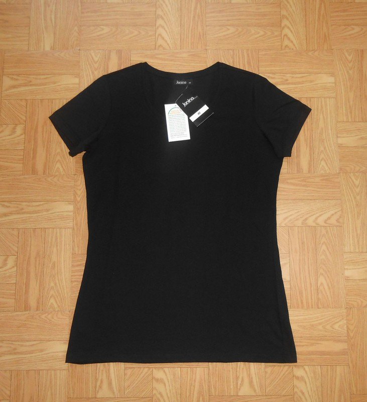 Ungetragenes T-Shirt Janina 38 schwarz Baumwolle leicht und zart 