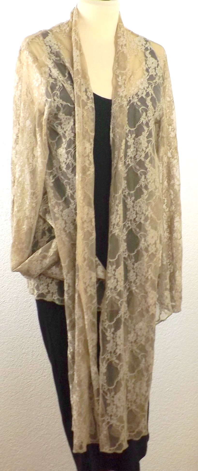 Leichte Wickeljacke aus Spitze - Gr. 38 / 42 - sandbeige - neu