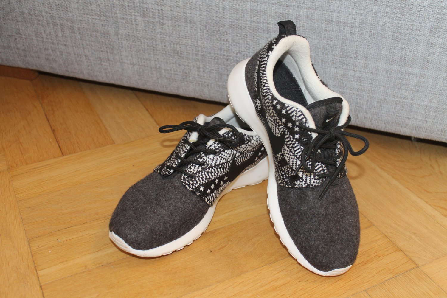 Neuwertiger Nike-Schuh