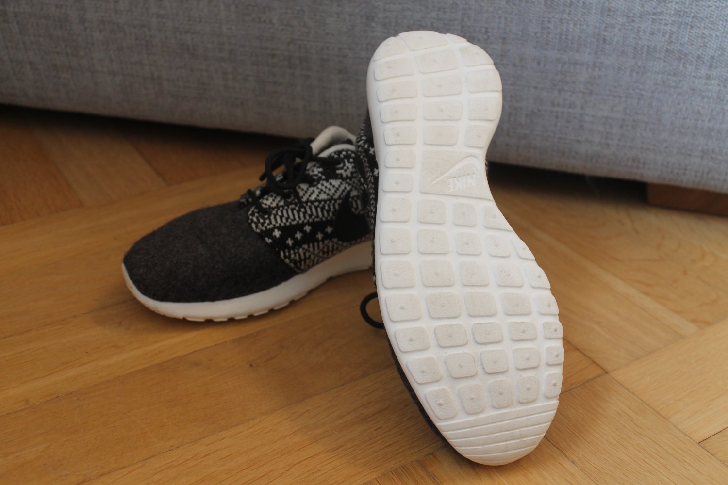 Neuwertiger Nike-Schuh