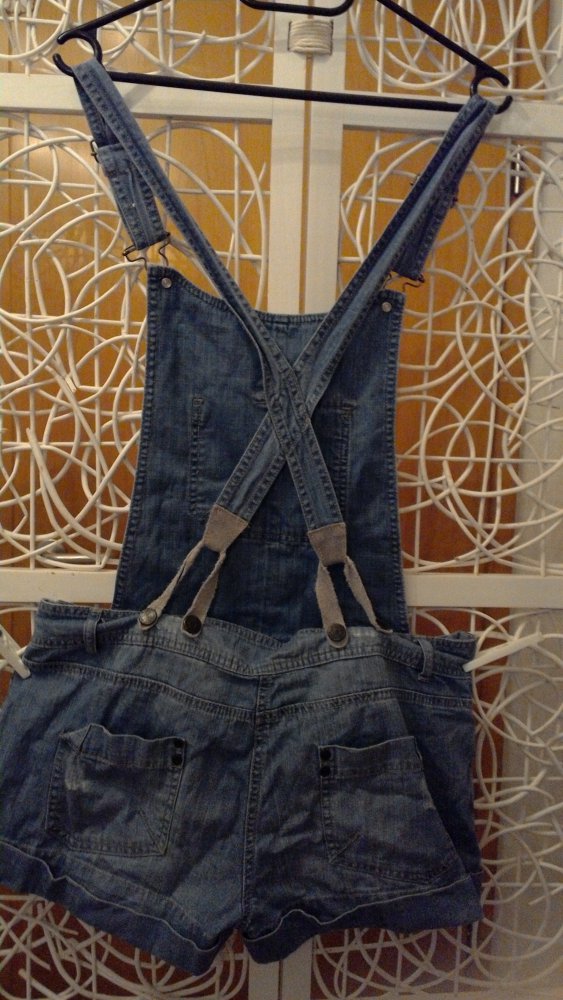 Latzhose Jeansshorts