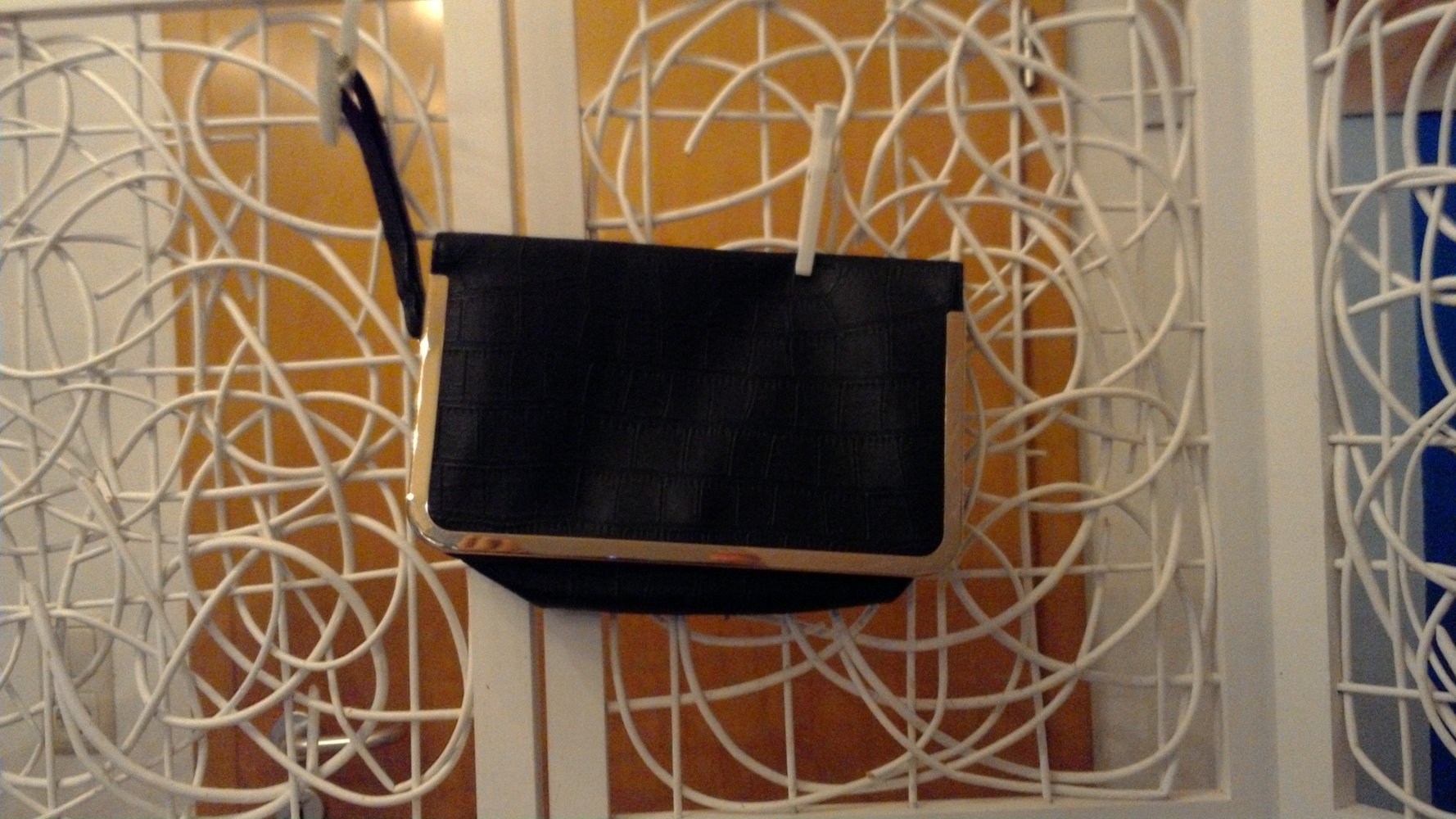 schwarze Clutch