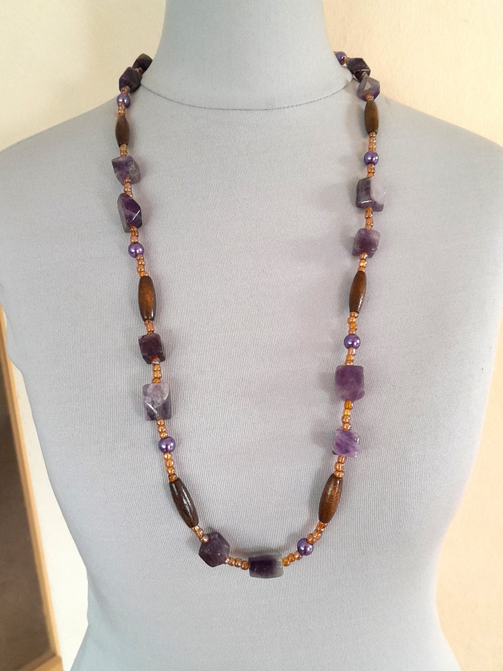 Schöne, lange Vintagekette mit Amethyst