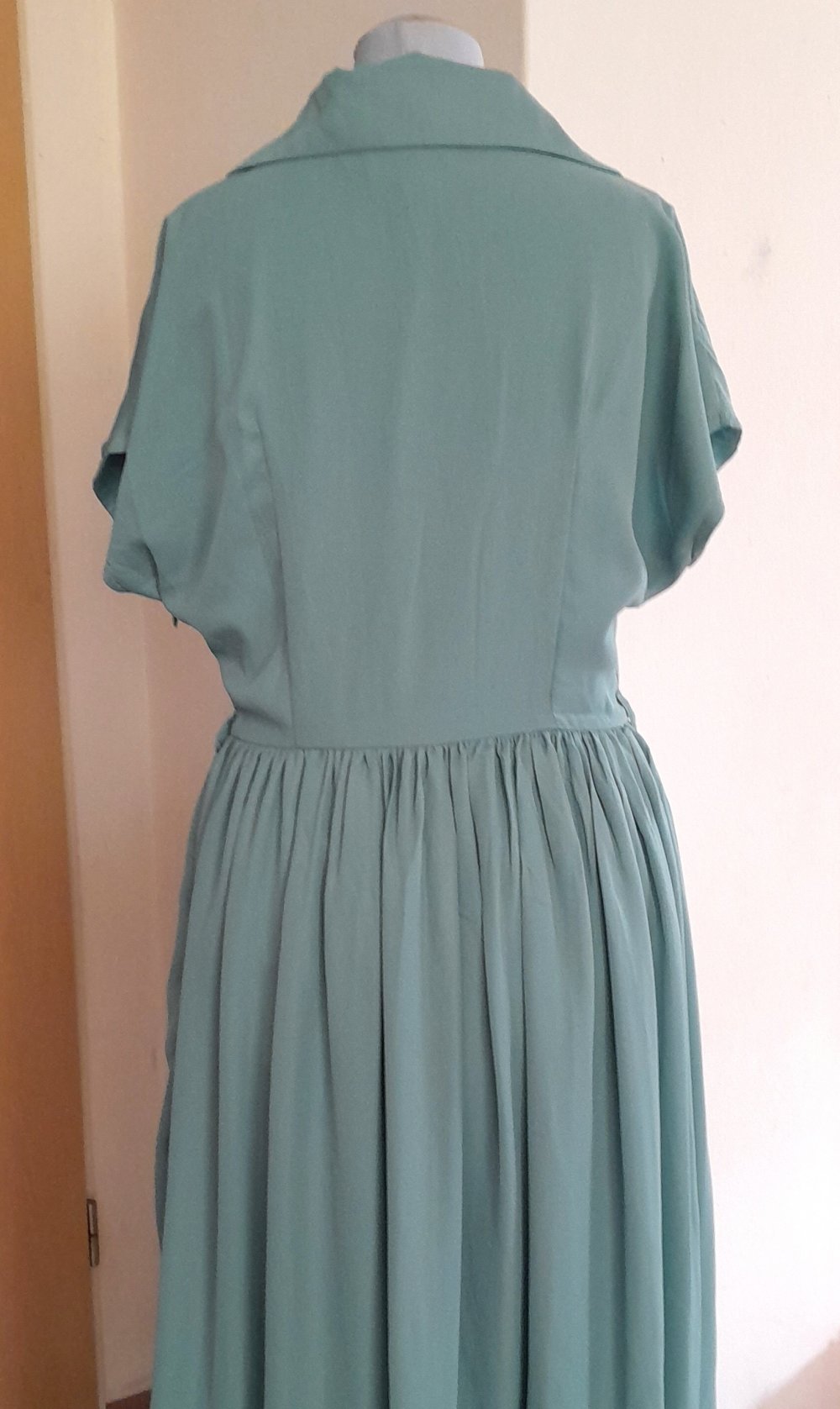 Zauberhaftes, mintfarbenes Retro Midikleid, Gr.S