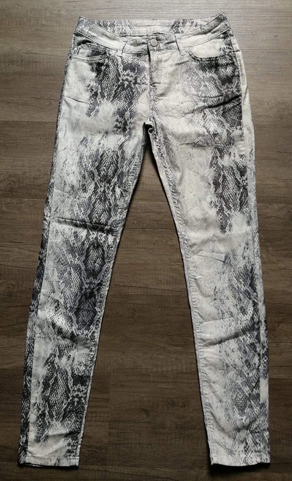 Schlangenhose Hose Jeans Reptildruck vegan! C&A Yessica Gr. 38! Rockchick Metal sexy!