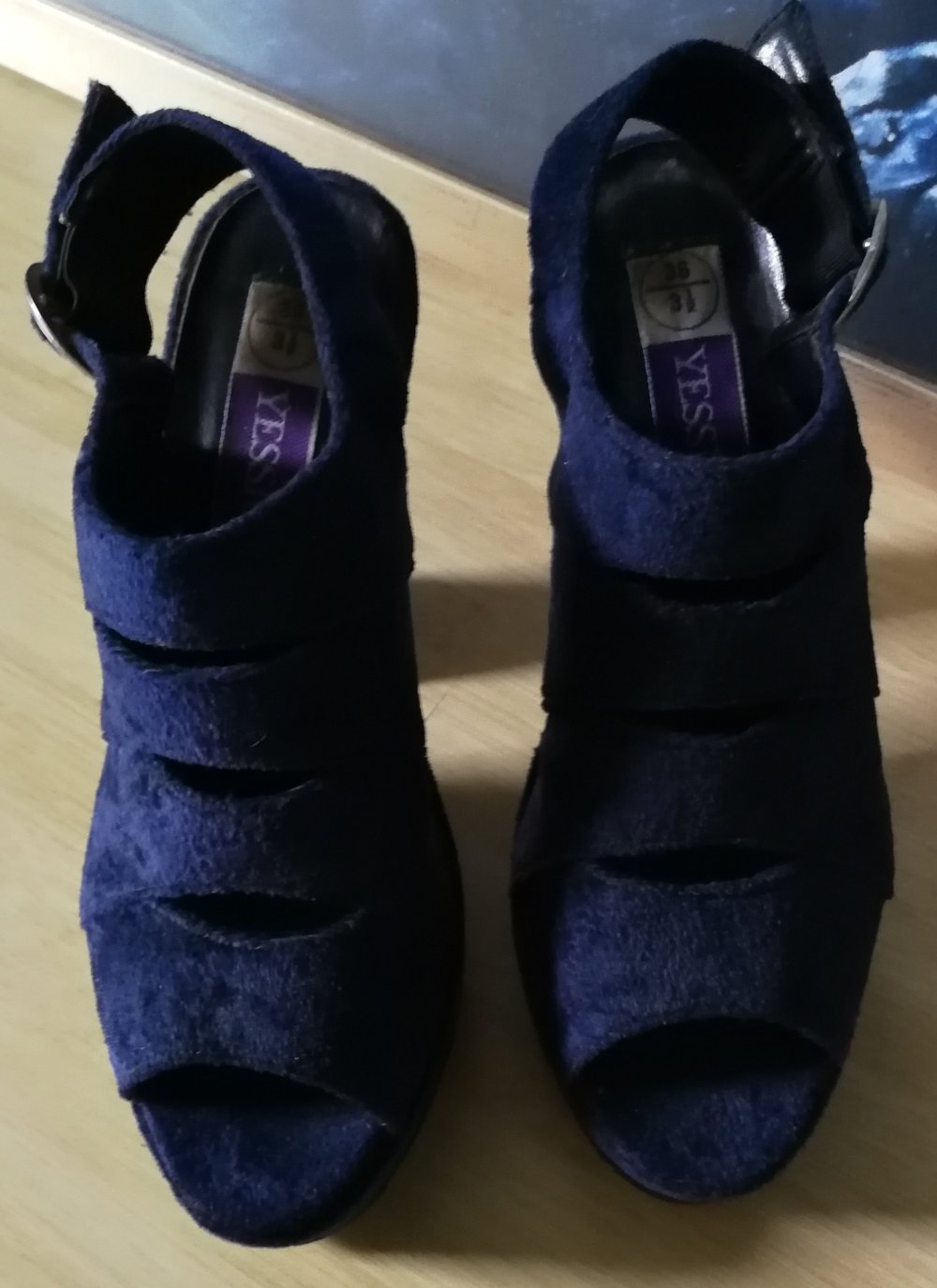 High Heels BLUE Velvet Blauer Samt Plateausandalen 90er True Vintage MEGA