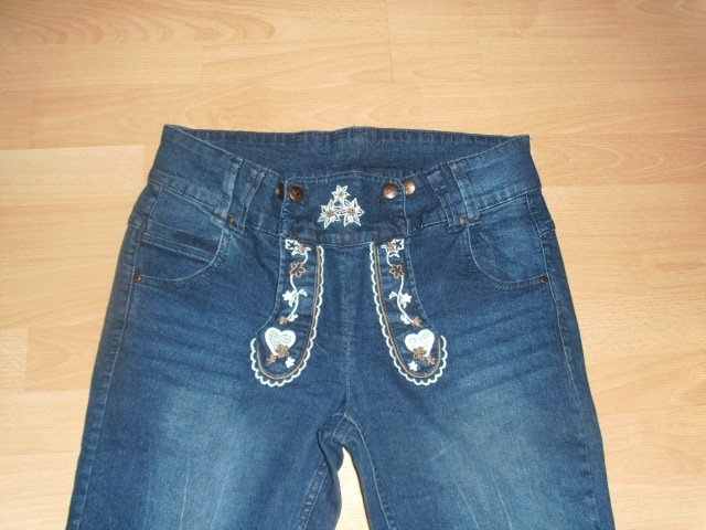 Caprihose von Esmara im Trachtenstil, Gr. 42/44