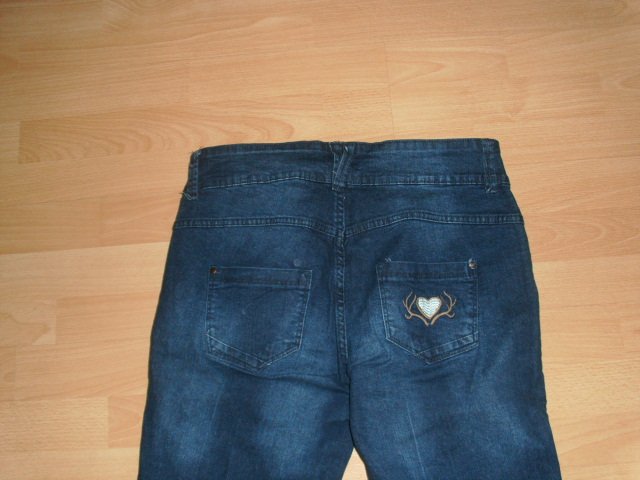 Caprihose von Esmara im Trachtenstil, Gr. 42/44