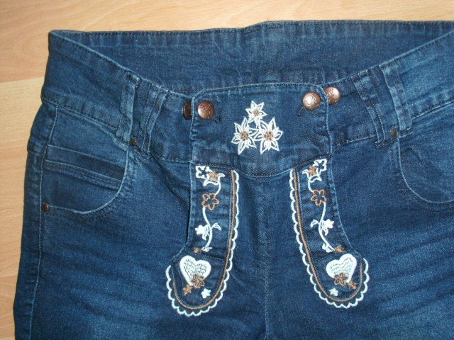 Caprihose von Esmara im Trachtenstil, Gr. 42/44