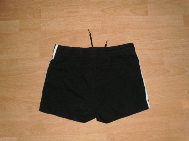 Sportshorts von Adidas, schwarz, Gr. 38/40