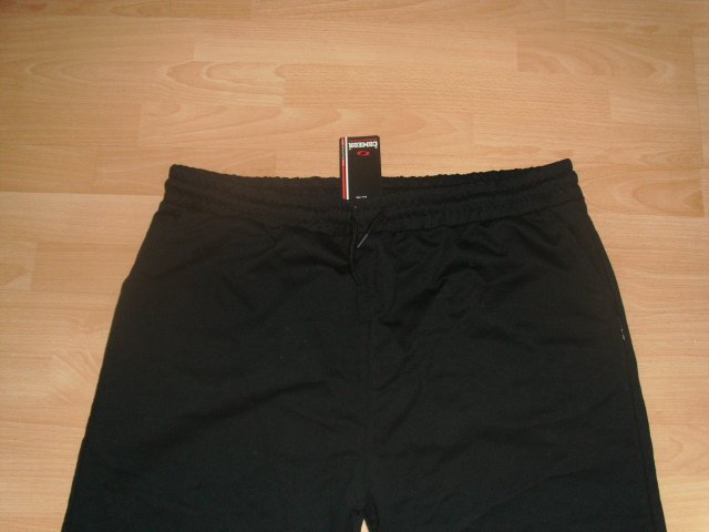 Jogginghose von Comeor, schwarz, Gr. 3XL mit Etikett