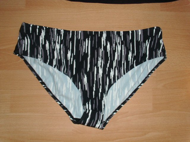 Tankini von bpc Cellection, schwarz gemustert, Gr. 46 OVP