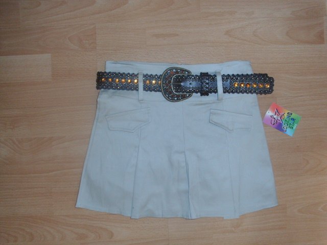 Rock von Looking Star, beige mit Gürtel, Gr. 36 mit Etikett