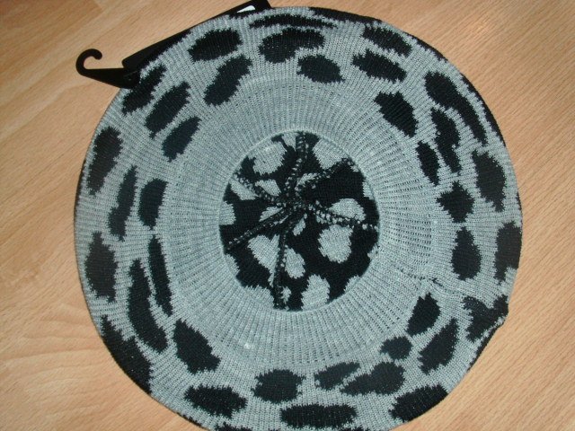Beret ( Baskenmütze) von Pia Rossini, grau- schwarz, Einheitsgröße mit Etikett