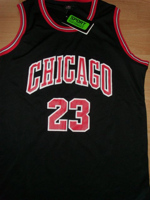 Basketballtrikot und Shorts von Sport Performance, Gr. L mit Etikett