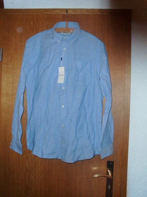Langarmhemd von Jack & Jones, hellblau, Gr. L mit Etikett