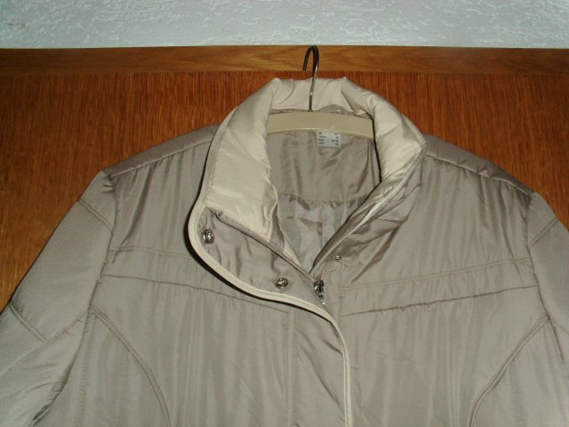 leichte Steppjacke, hellbeige, Gr. 44/46