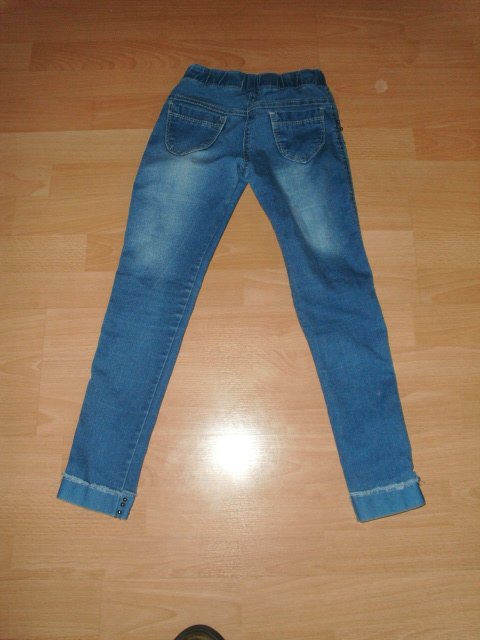 374 Jenas von Egecan Girls, Gr. 152/158