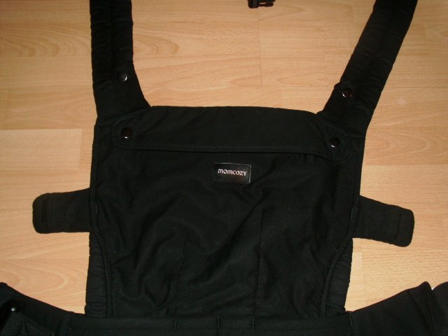 Babytrage von Momcozy, schwarz, für 3-11 kg. mit Etikett