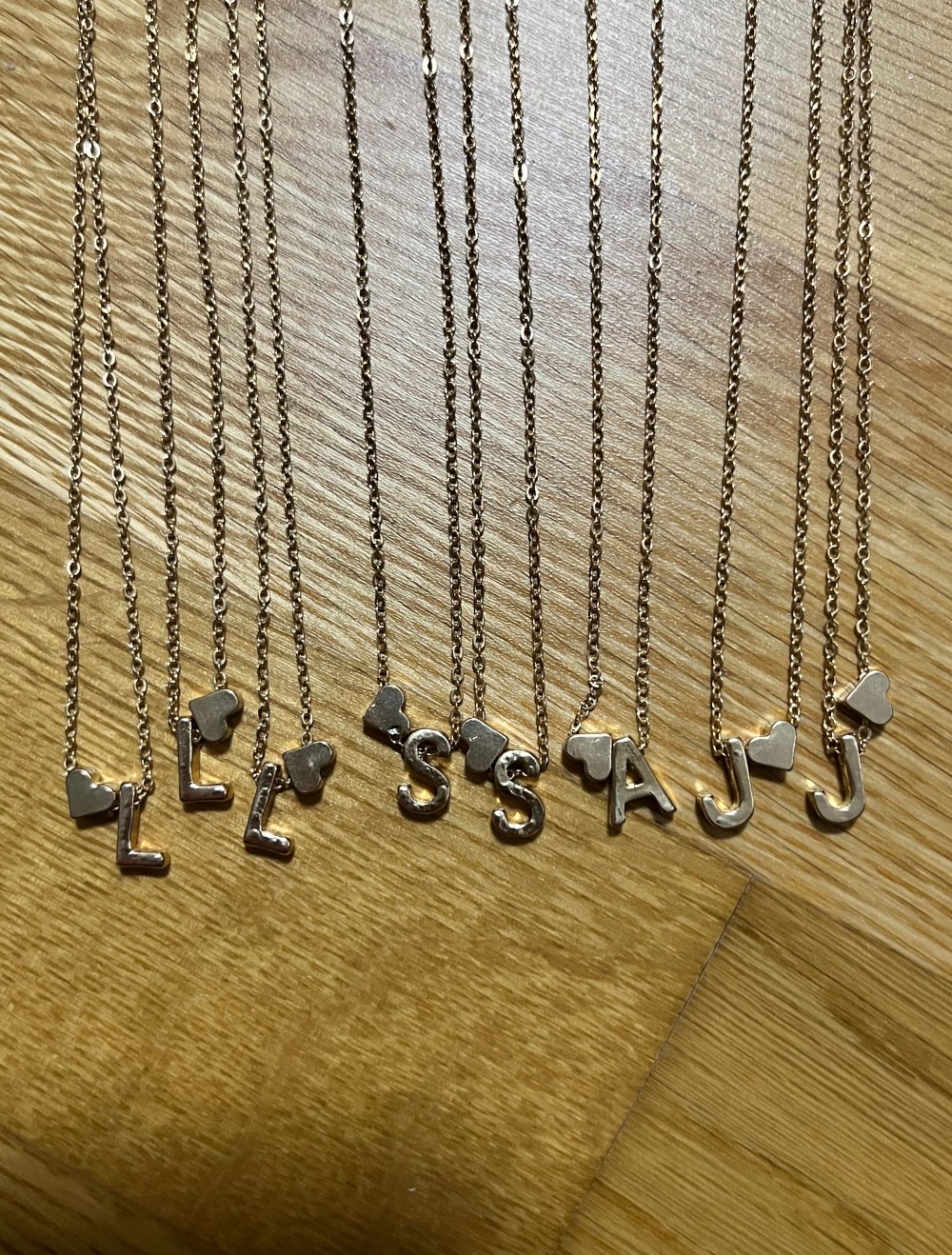 Buchstaben Ketten Gold