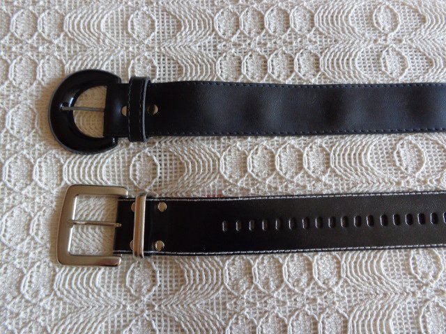 #Gürtel Kunstleder Silberschnalle, schwarz, ca. 85 cm Gesamtlänge (ohne Schnalle gemessen)