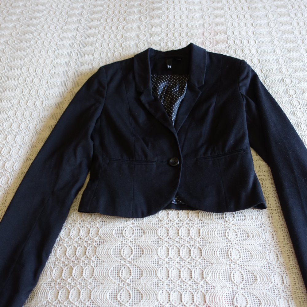 Blazer, kurz, Gr. 34 bzw. ca. Gr. XS, schwarz, H&M