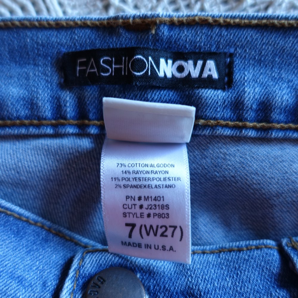 Jeans, Hose, Fashion Nova, Skinny, Röhrenjeans, Gr. 7 (W27), hellblau