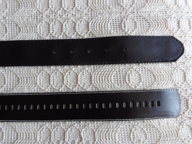#Gürtel Kunstleder Silberschnalle, schwarz, ca. 85 cm Gesamtlänge (ohne Schnalle gemessen)