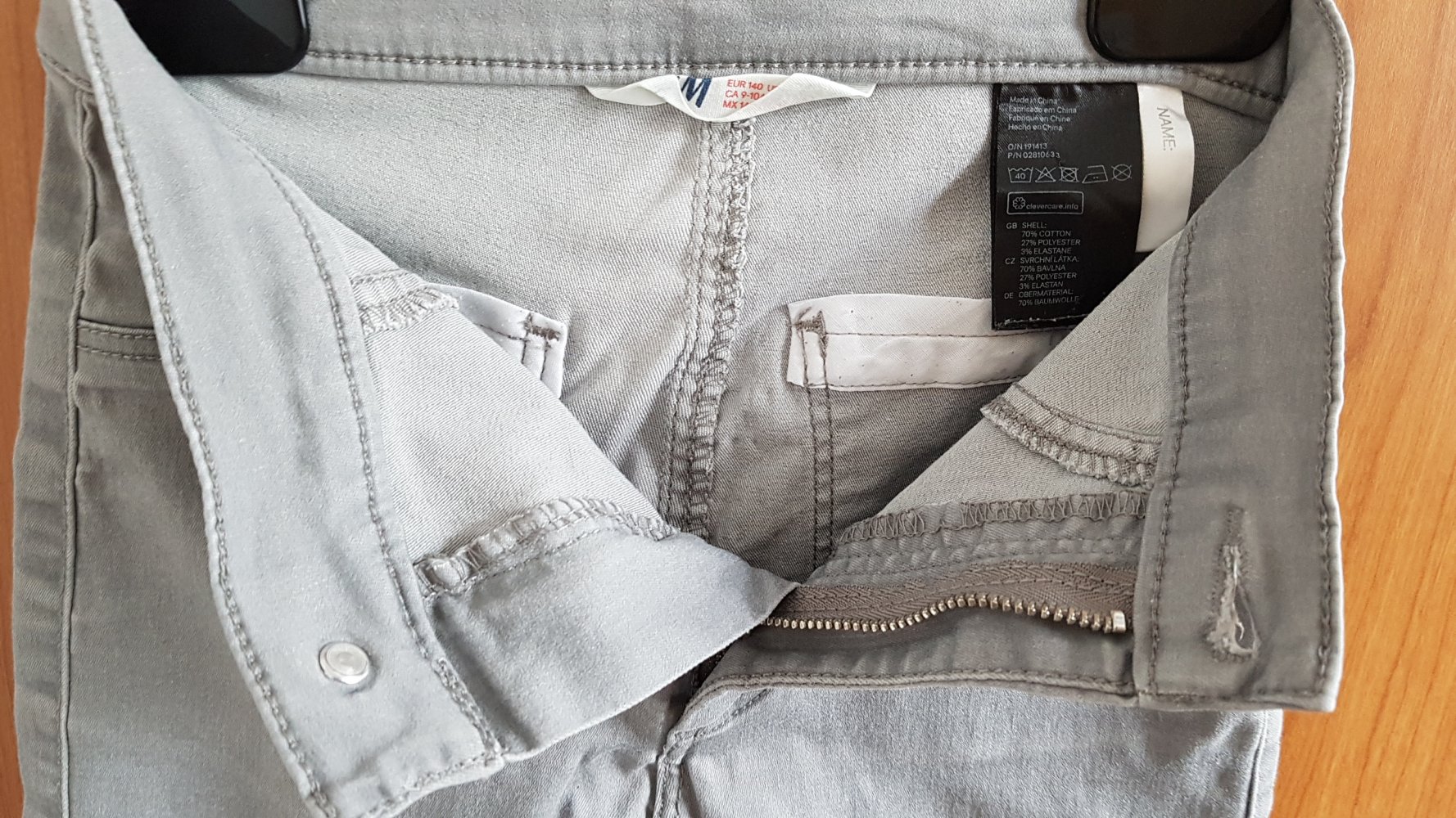 graue Jeans Gr. 140 von H&M