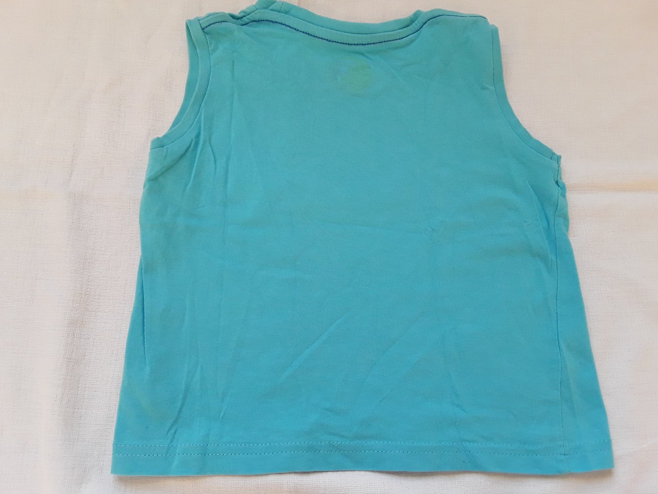 türkisfarbenes Tanktop/ ärmelloses Shirt in Gr. 92