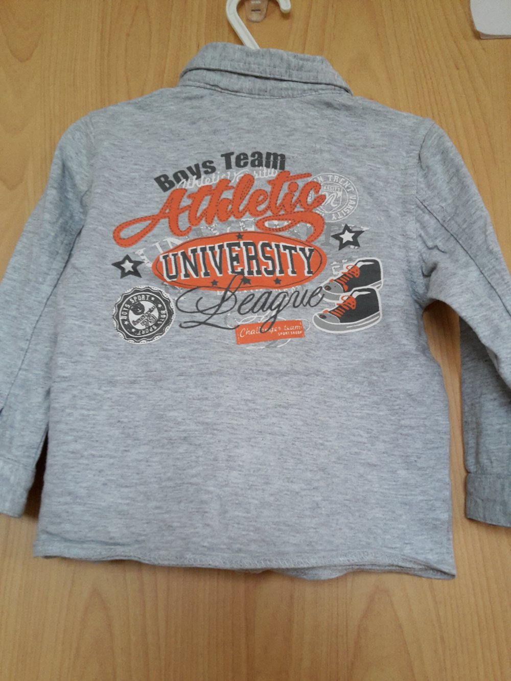 4 Langarmshirts Größe 86 verschiedene Marken