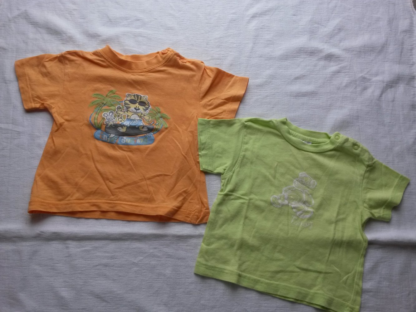 2 T-Shirts in Gr. 74/80 von kik und lalelu