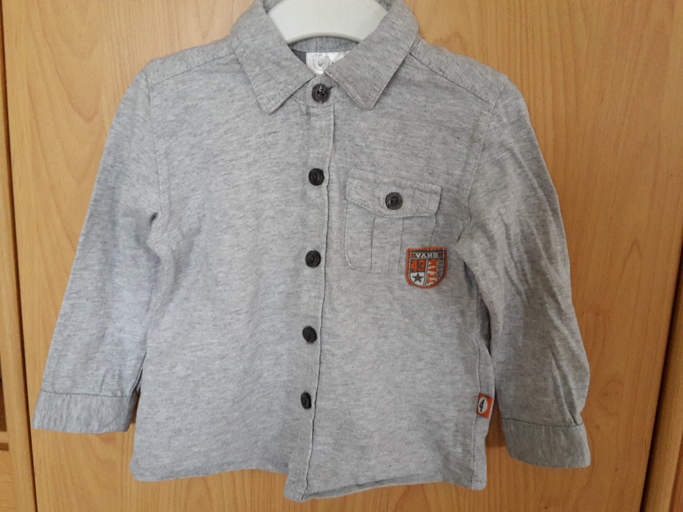 4 Langarmshirts Größe 86 verschiedene Marken