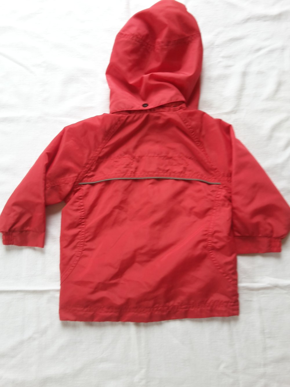 rote Windjacke in Gr. 92 von Power Kids