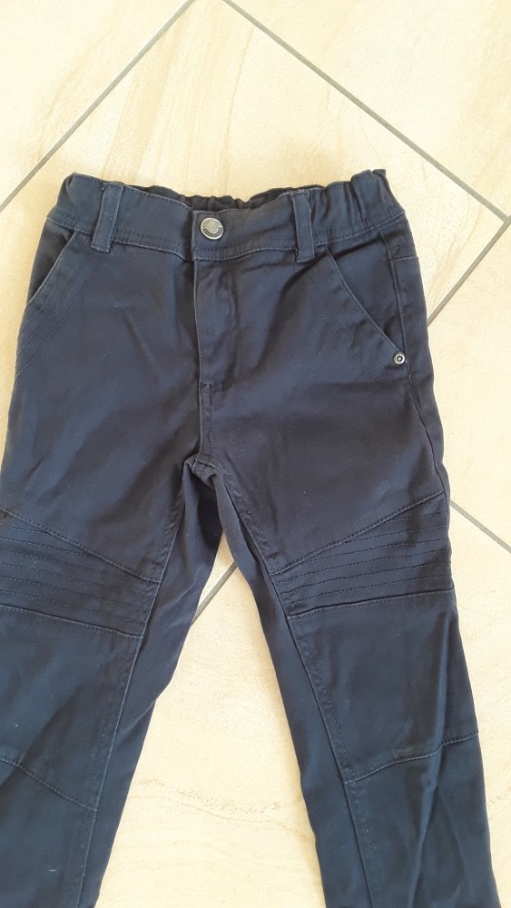dunkelblaue Chinohose / Jeans in Gr. 110 von Topolino