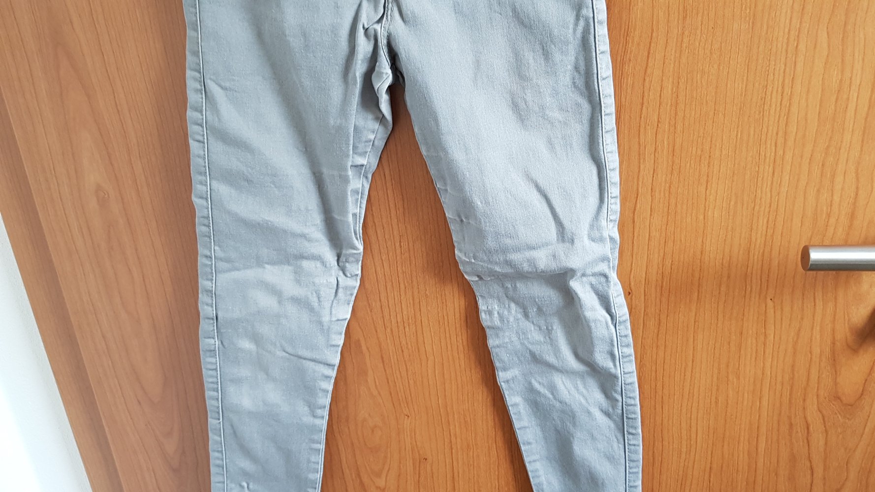 graue Jeans Gr. 140 von H&M