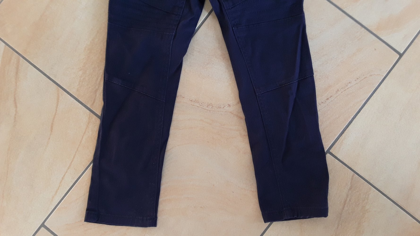 dunkelblaue Chinohose / Jeans in Gr. 110 von Topolino