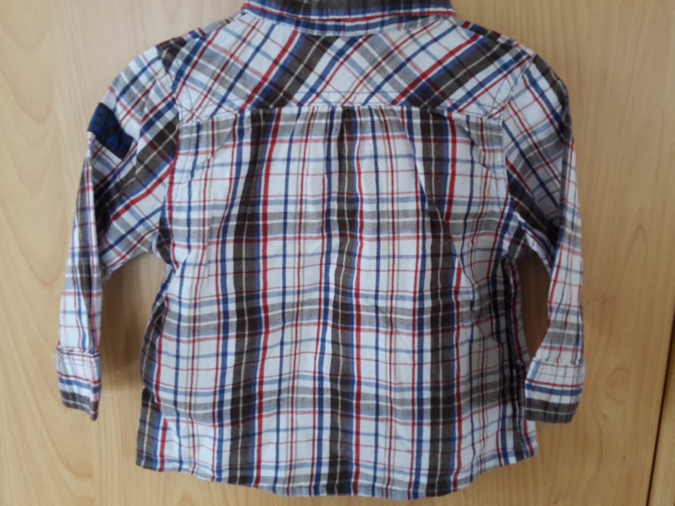 sçhönes kariertes Hemd in Gr. 74 