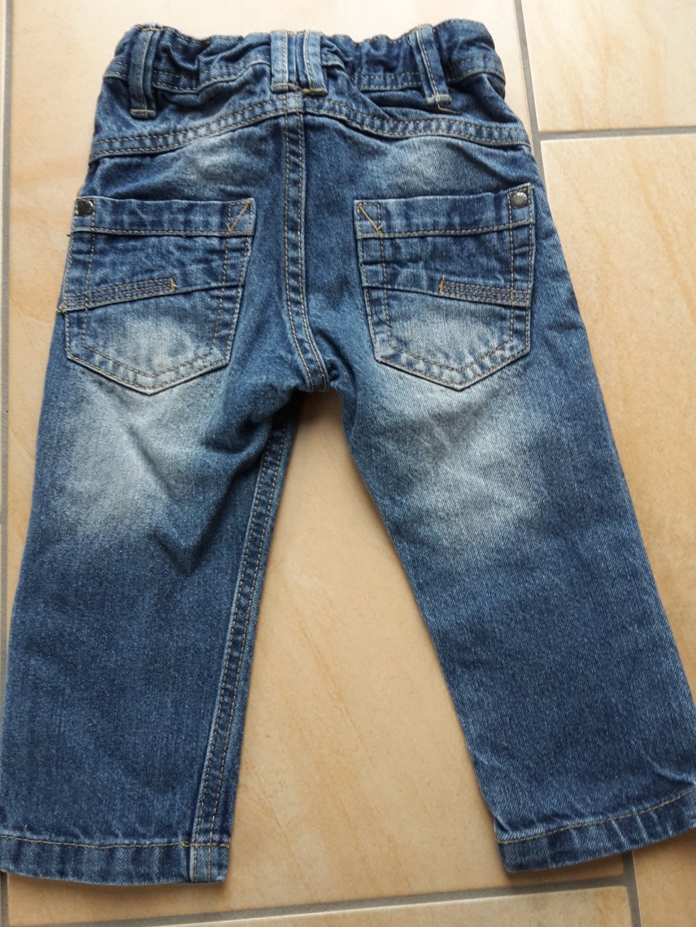 schöne Jeans in Gr. 80