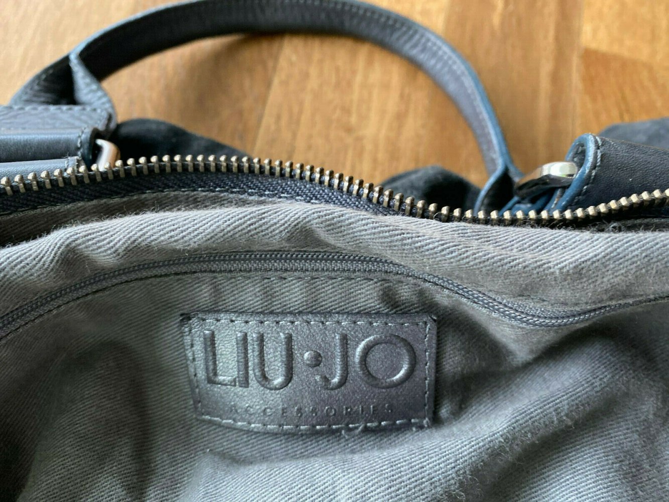 *** Tasche ~ Handtasche ~ Schultertasche ~ Wildleder ***