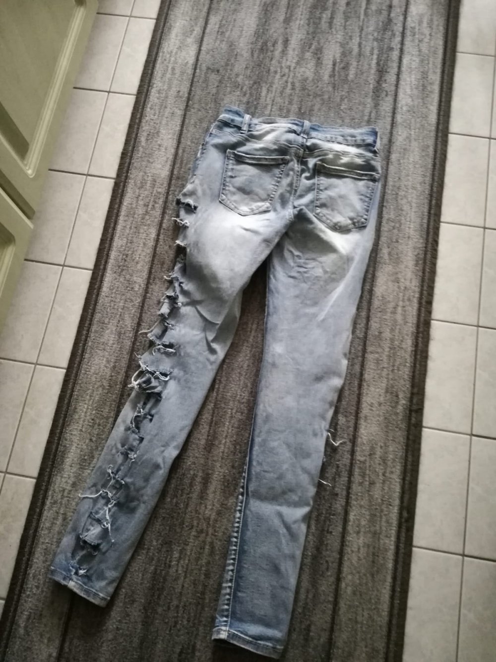 *** Irre Risse Jeans ***