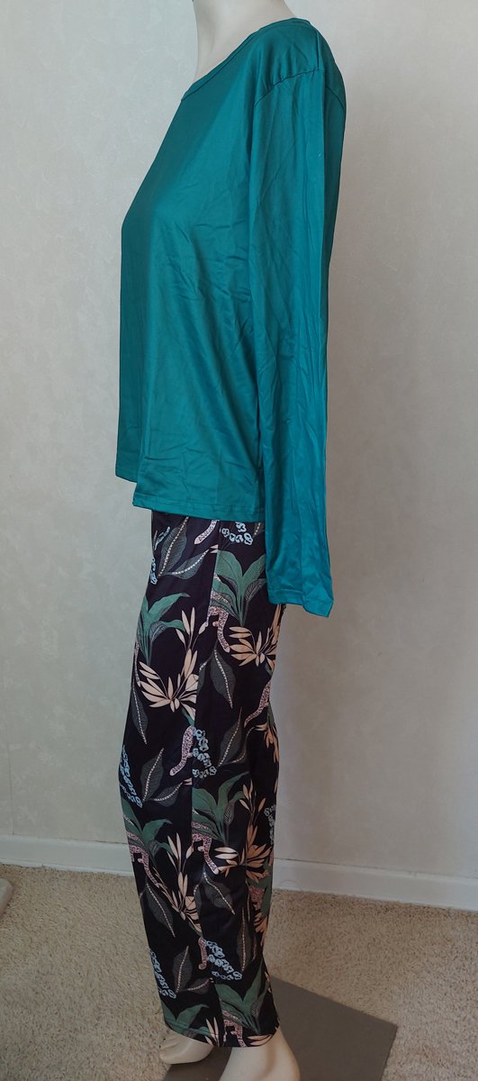 Pyjama Set ~ Blätter ~ Grün ~ gemürlich ~ Schlafanzug ~