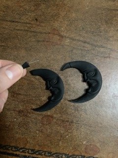 Black Crescent Moon Ohrringe von Killstar