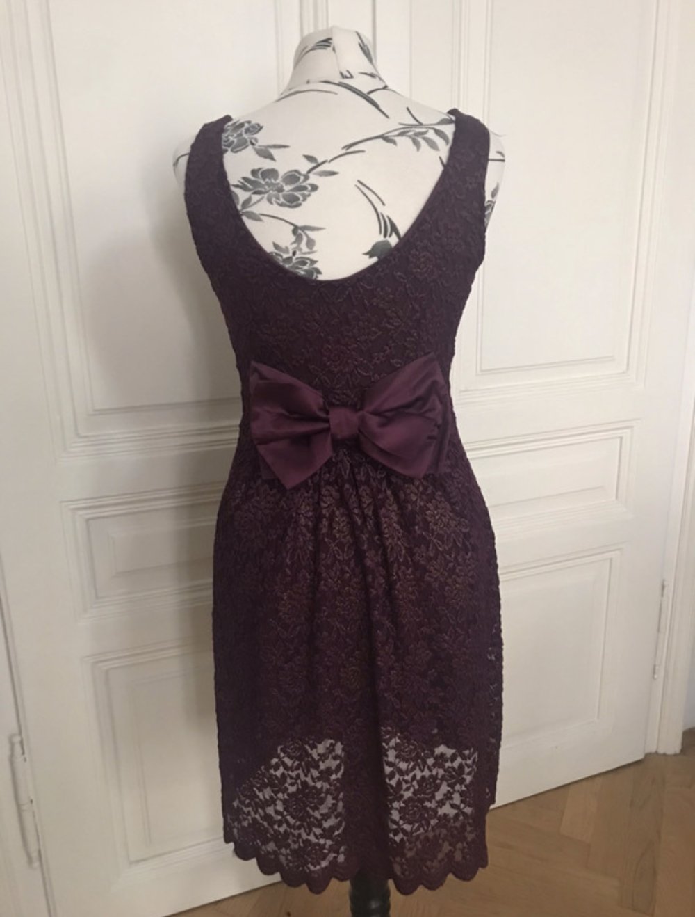 Festliches Spitzenkleid von Orsay, Gr. 36/38