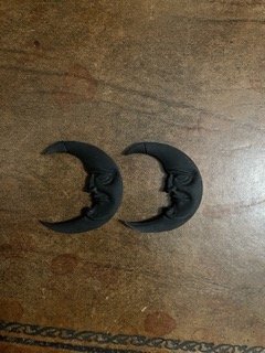 Black Crescent Moon Ohrringe von Killstar