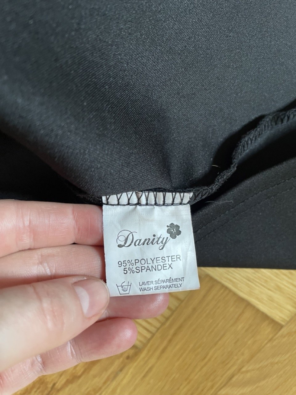 Körperbetontes Kleid mit Golddetails von Danity, Gr. M